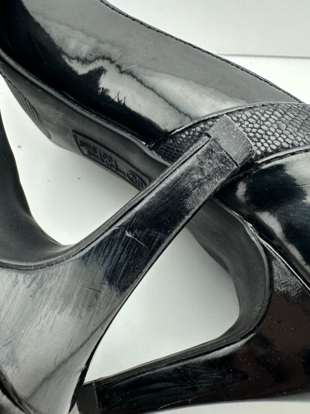MOOTSIES TOOTSIES BLACK HIGH GLOSS PATENT PEEP-TOE KITTEN HEEL PUMPS SIZE 7M - Picture 9 of 12